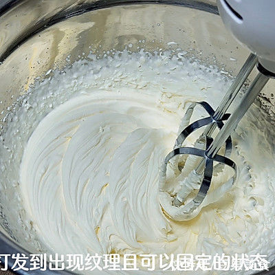 #安佳佳倍容易圣诞季#紫薯芋泥爆浆蛋糕,冰淇淋口感