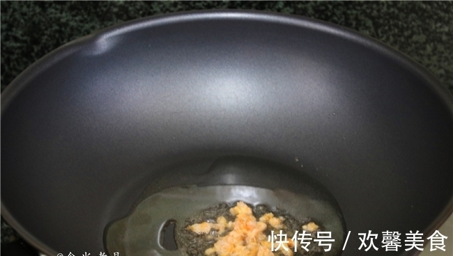 面疙瘩|此款早餐很简单,好吃易消化,不需揉面,拌一拌,煮一煮就搞定