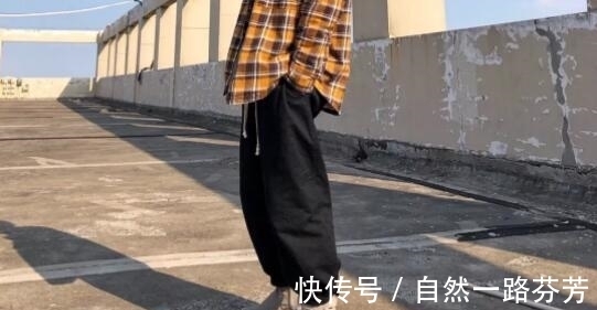 分量感 身上要保暖要风度,球鞋也不能忽视!秋冬配色暖意洋洋,暖到尖叫