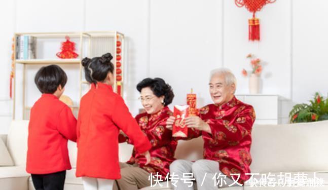 宝妈|“朋友给500元压岁钱,可他家2个孩子”,宝妈的回礼方式被赞