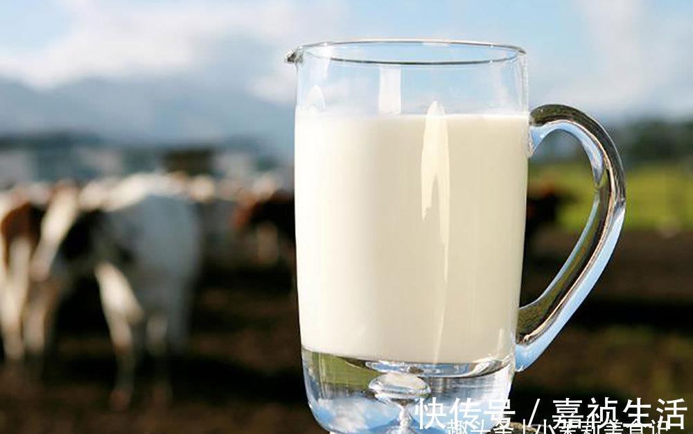 胃里|喝牛奶,上午好还是下午好?3个“黄金时间”要抓住,营养好吸收