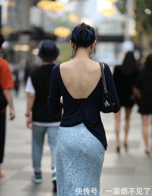 长袖|时尚黑色长袖T恤,特显气质,女人味十足