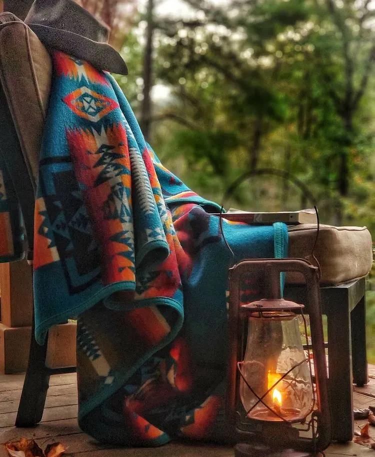 为什么“好色”的男人，总会在冬日拥抱「印第安图腾」？