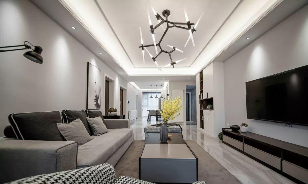 吊灯|入住晒新房,142平的港式风三居室,装修典范啊!