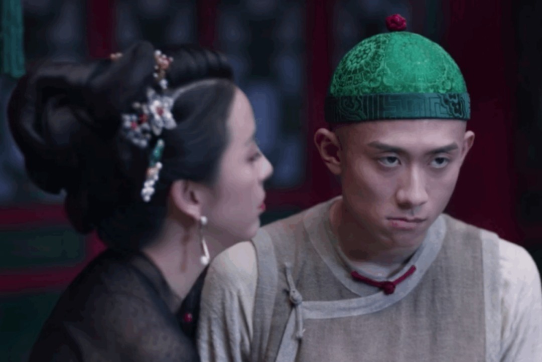 23岁王一博法令纹重、脸垮明显,他的颜值还能撑几年?