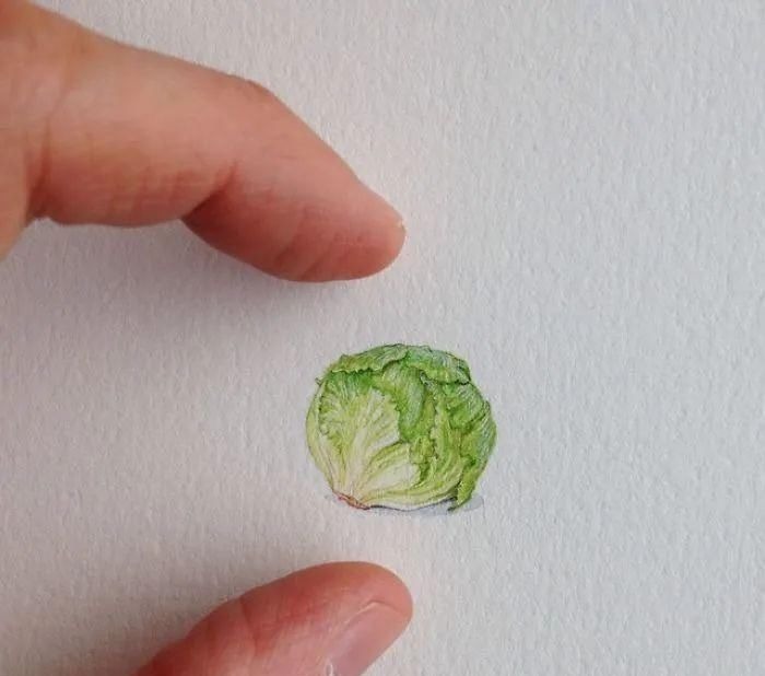 绘画！她是3个孩子的妈，做全职主妇后用指甲般大小的迷你画，人生一路开挂！