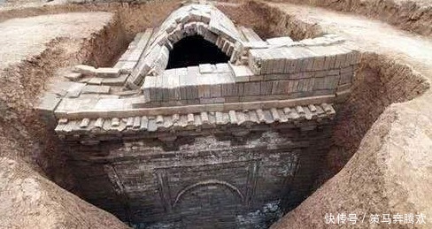 古墓|考古专家为什么找不到古墓,而盗墓贼却能找到原因竟是这样!