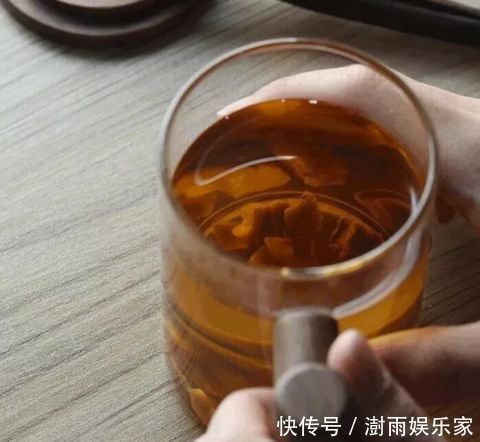 泡脚|50岁后,步入寿命“决定期”,若身体还能有5个表现,有望长寿