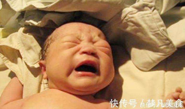 公鸡|坐月子时,产妇吃公鸡好,还是母鸡好很多产妇都吃错了