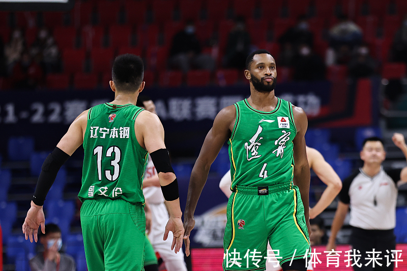 进攻端|辽宁男篮输球难掩一人高光!19分钟轰14+4+2,杨鸣临场用人引质疑