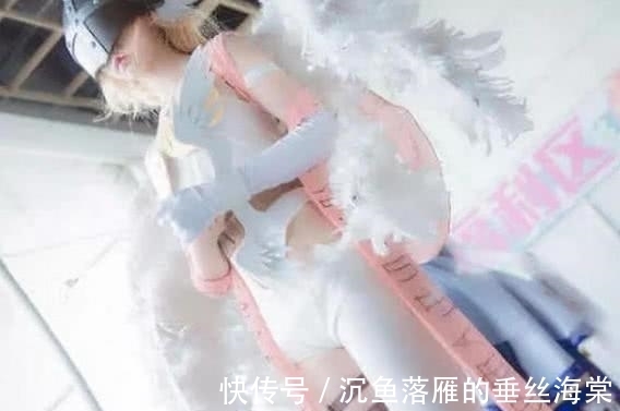 cos|00后高中生cos“天女兽”,身材火爆神还原,网友:求别摘面具!