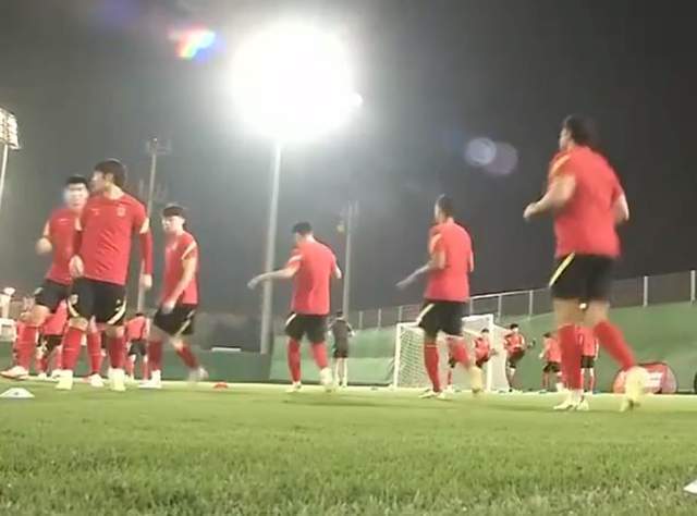 国脚|里皮曝光足协与国家队1业余内幕:原来之前国脚都是这么选的!