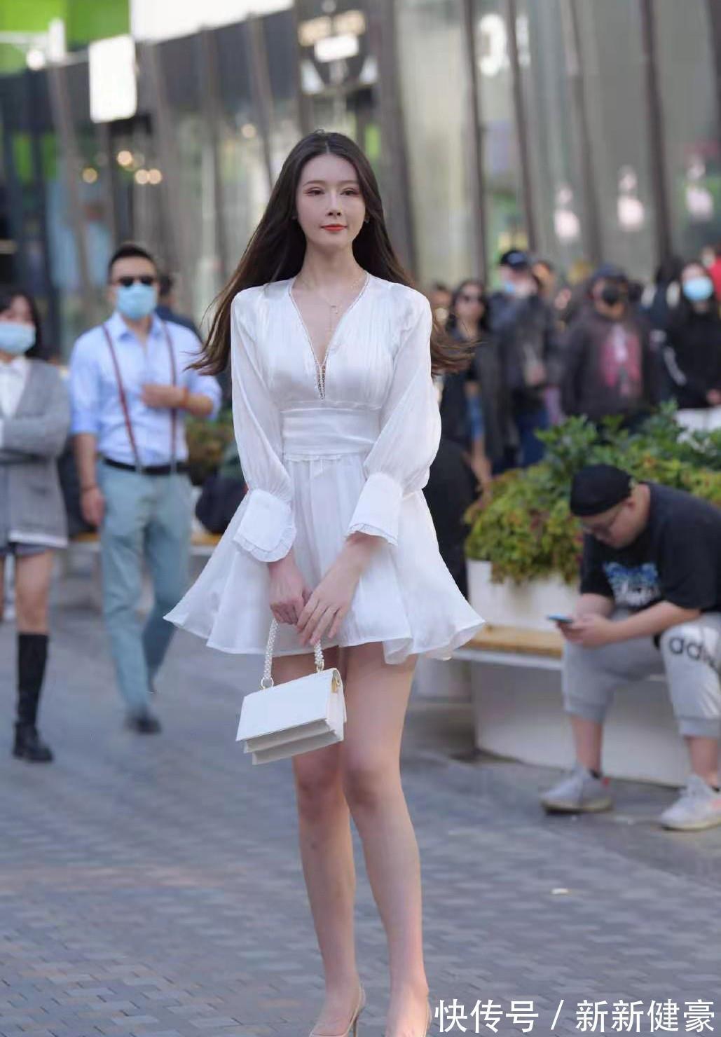 时髦 这么迷人的白色单品你爱了吗?简单又易搭,给你足够的优雅与时髦