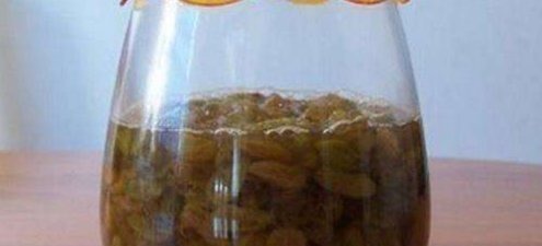 肝毒素|葡萄干和这个东西一起浸泡,每天吃一勺,排出肝毒素,使肝脏逐渐清洁