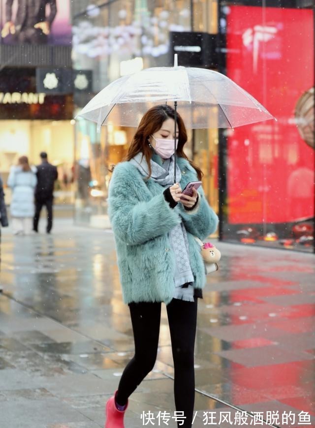 时髦|告别“显笨重”的雪地靴,暖春试试这6种鞋靴,时髦百搭又显高