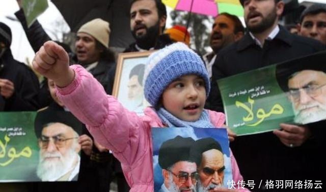 备受|霍梅尼让伊朗人穷困潦倒,为何还备受伊朗人爱戴呢?