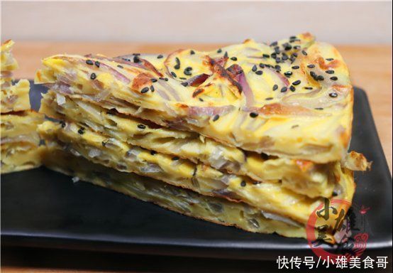 洋葱加入3个鸡蛋，教你营养新吃法，简单快捷，天天吃也不腻?