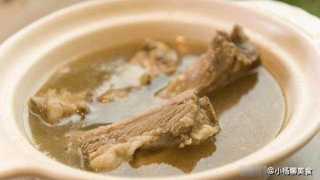 浮沫|炖排骨汤开始就错了，难怪不好喝，教你饭店不外传的秘方，太香了