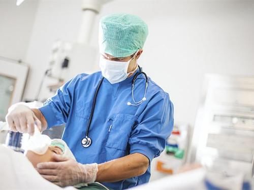 狭窄者|做肠镜的好处有哪些？提醒：以下“3类”人群或不适合做肠镜检查