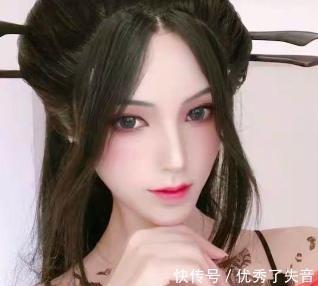 小姐姐|一人cos多个国漫美女,小姐姐的焰灵姬和凉冰太美了