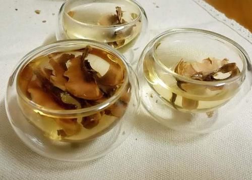 核桃中间的分心木不要扔,经常用它泡水喝,身体会发生这些变化!