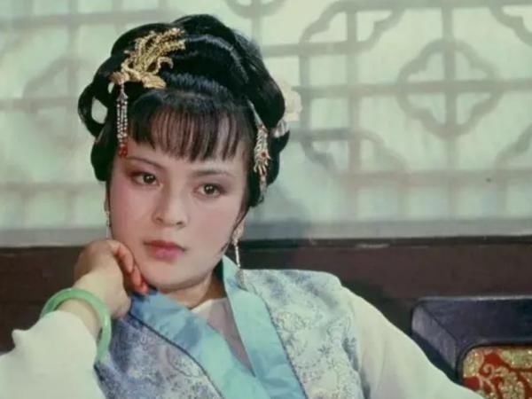 红楼梦贾府四千金的名字连着读,竟隐藏1个秘密,悲惨结局早注定