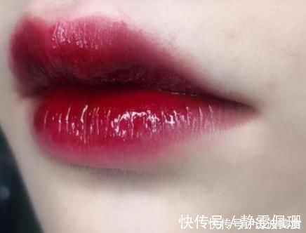 唇纹|女生“涂口红”的3个错误,00后早已成习惯,难怪唇纹深还老沾杯
