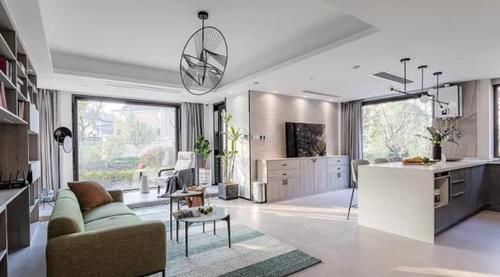 小卫|为了20㎡院子买下一楼,把新房装成“通透小豪宅”!一进屋被迷住