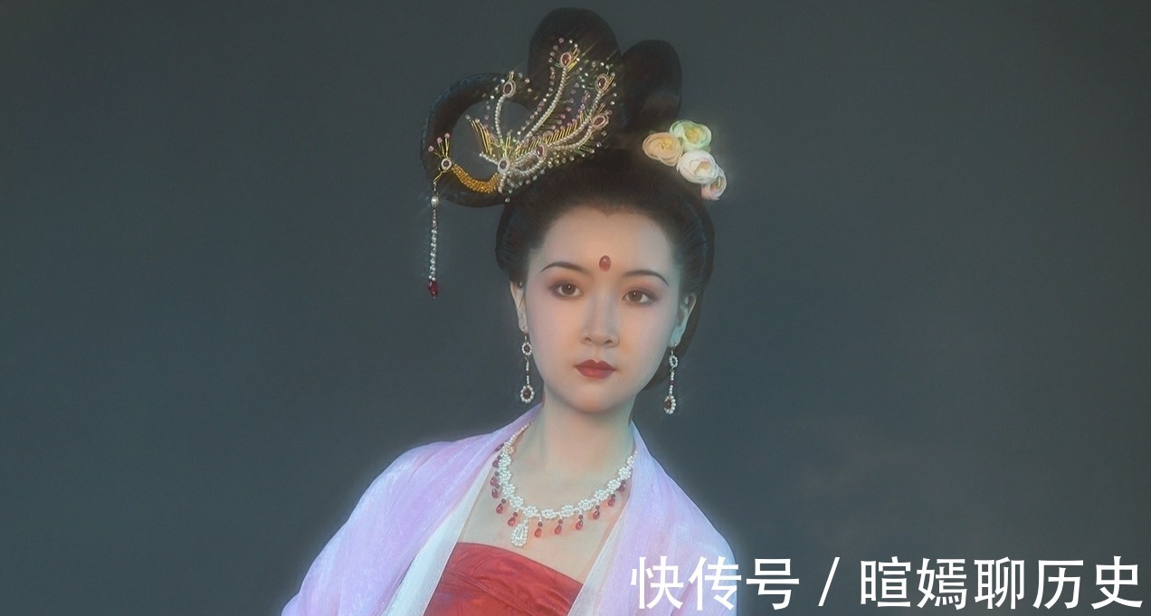 七绝!月·七绝·十首丨思君不忍音尘断,玉兔蟾光两渺茫