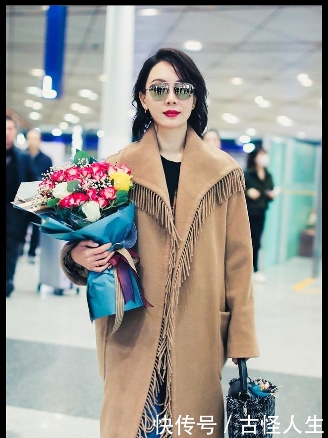 冬季|冬季永不过时的单品,驼色大衣国内外明星都在穿,你还没有吗?