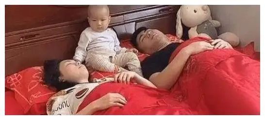 六一节快乐：宝宝一睡着，就萌翻了