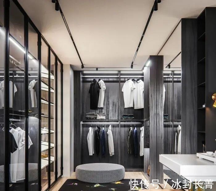 饱和度|小夫妻用莫兰迪色+现代简约风格，让两室一厅舒适又颜高！