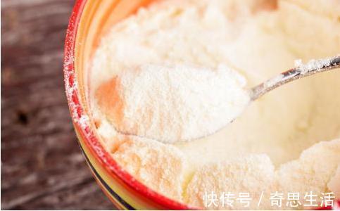 宝妈|宝宝喝牛奶好还是泡奶粉好喝了这么多年,真相却和你想的不一样