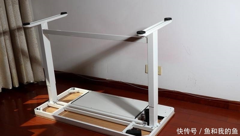 升降|我的梦想桌面,简约大气、智能升降,乐歌E5电动升降桌体验