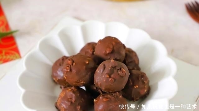 吃了这么多年汤圆,这做法第一次,巧克力中一滚,比冰淇淋还好吃