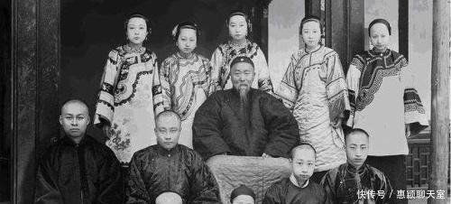 举世闻名|她是李鸿章次女,22岁时嫁的是40岁的人,生个孙女举世闻名