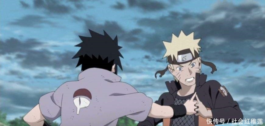 佐助用别人的手结印,自来也用脚掌结印,带土:小孩子才结印