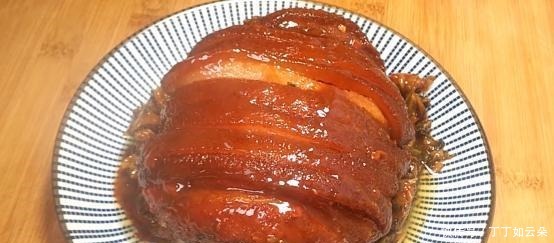梅菜扣肉这样做太好吃了,就连大厨都点赞,亲戚朋友抢着吃
