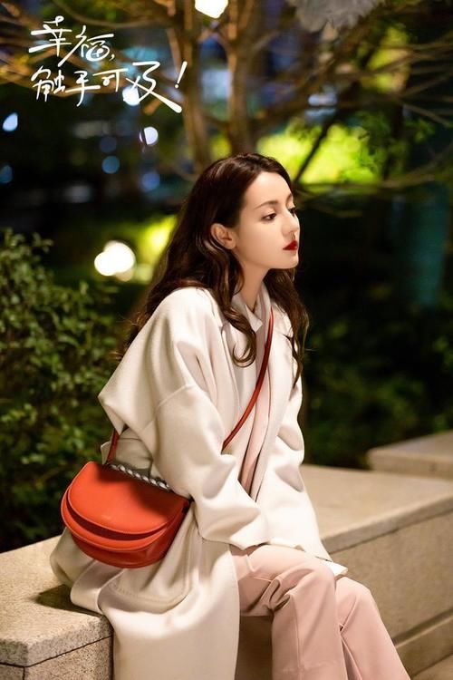 新年穿红色真的美爆了!这3种时髦搭法一定要学