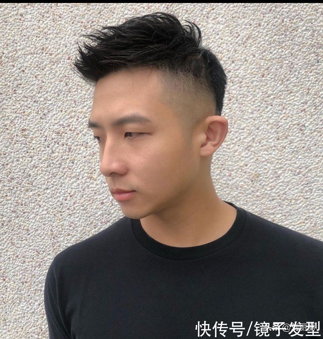 飞机|男发别乱剪，这才是当下的主流发型，锅盖头飞机头全在其中