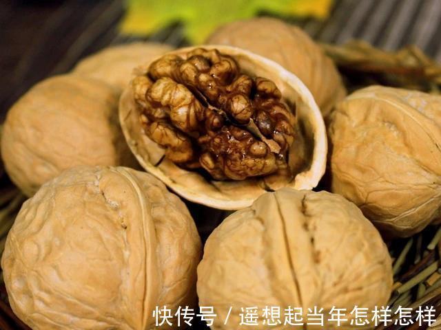 食物|怀孕后,孕妈平时早晚多吃4种常见食物,或对胎儿发育有好处