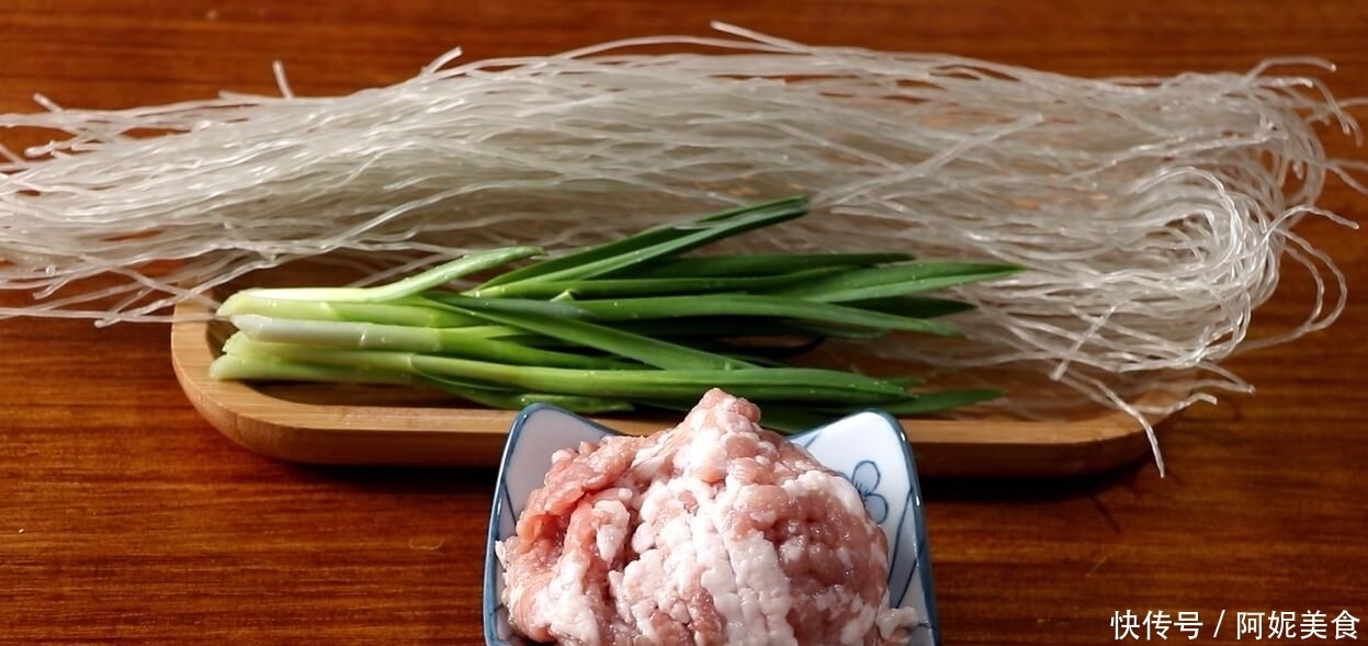 粉丝不用提前泡水,口感劲道爽滑,肉香四溢,教你做蚂蚁上树