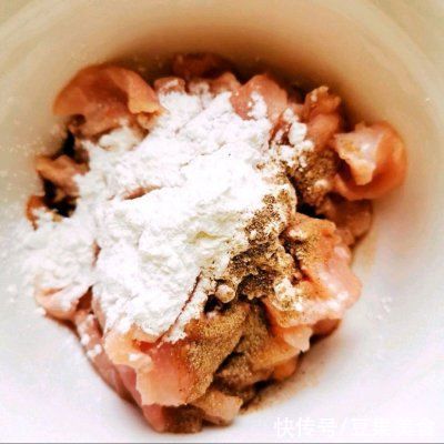 几分钟搞定滋味鲜美家常菜——鸡枞菌炒肉，一步就搞定