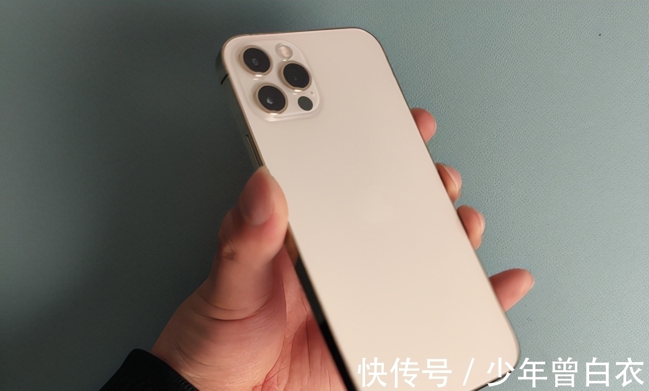 策略|再次降价，A14+128GB，旧款苹果手机产品无奈再次降价