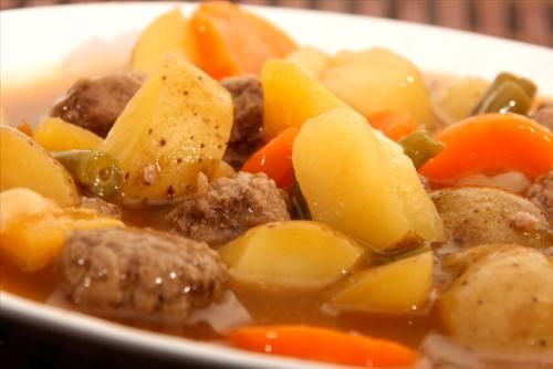 鲜香|炖牛肉，第一步并非焯水，多加1步，牛肉软烂不塞牙，鲜香无腥味