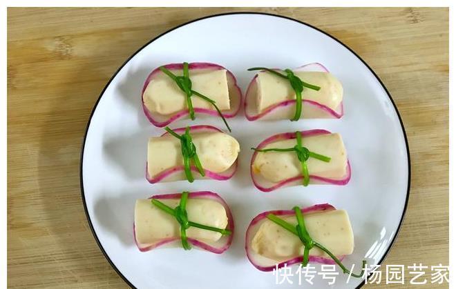 萝卜片|萝卜新吃法,和它一起做成卷,无油无糖,健康又美味,孩子特喜欢