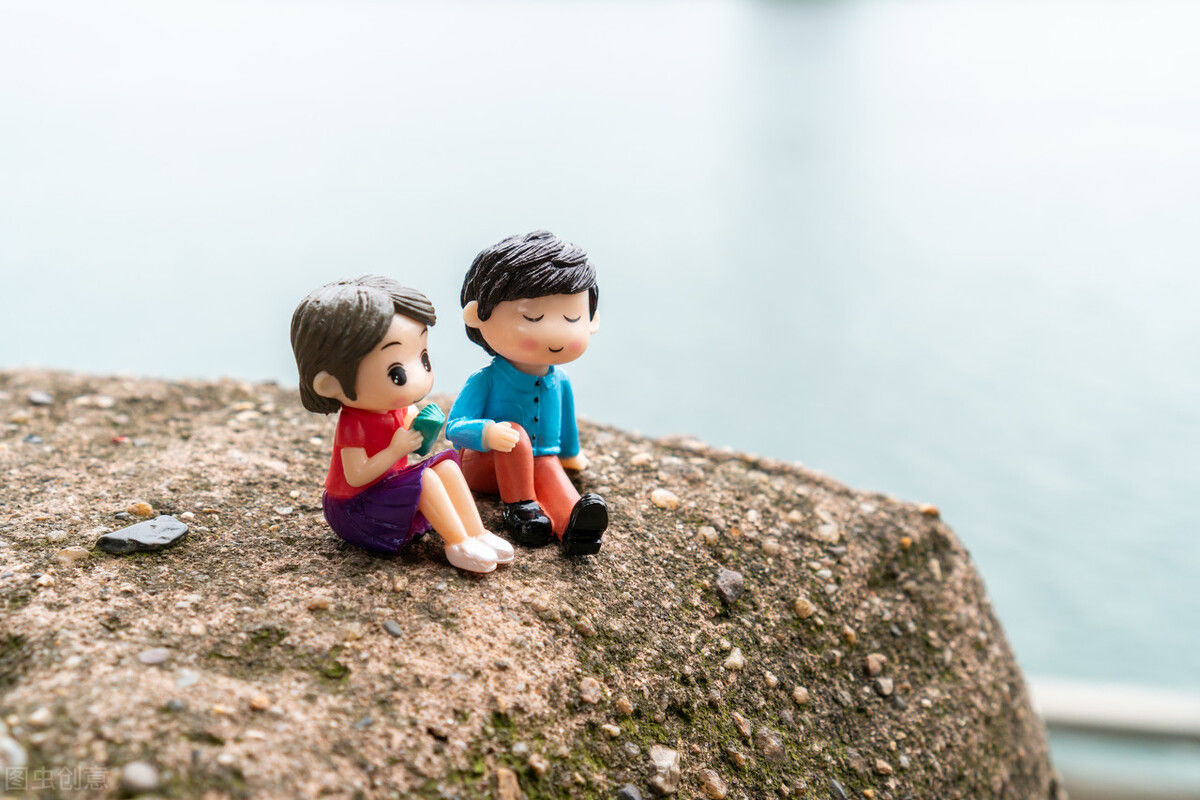 小玉|只是打球撞了次下巴，漂亮女孩发热不退、脖子肿胀像“怪物”，“凶手”原来藏在牙齿里