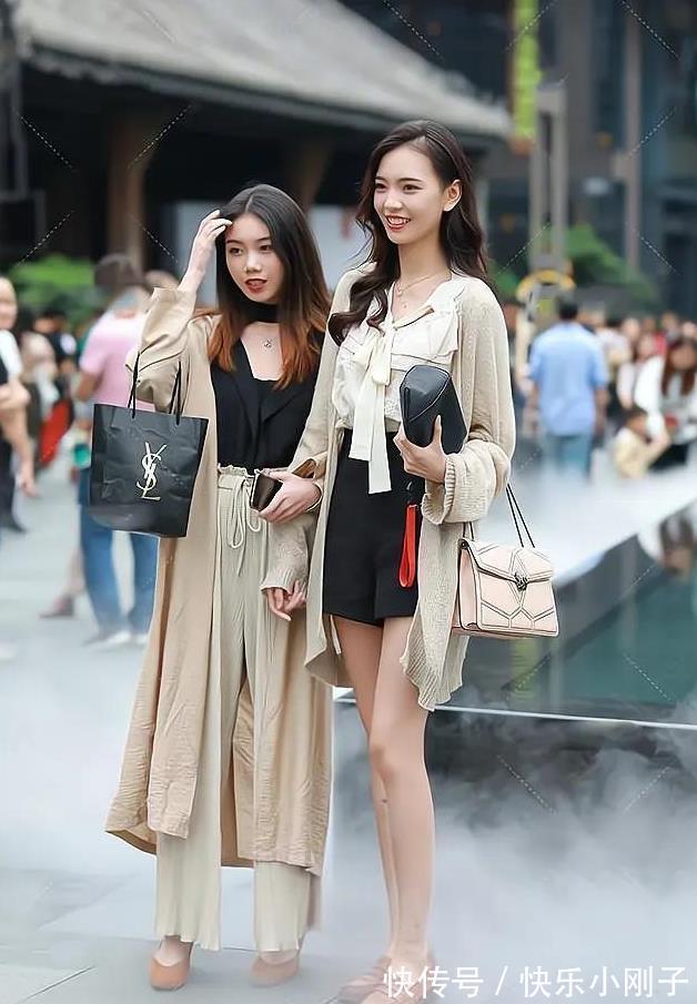 外衣|非常精致甜美的小姐姐,兼具性感与优雅,主要是她的穿搭体现的