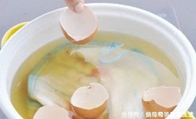 白醋|毛巾用久了又滑又臭?教你一个小窍门,毛巾马上和新的一模一样