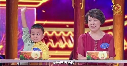 神童王恒屹走红央视，各大赛场展现才华，是现代版《伤仲永》吗？